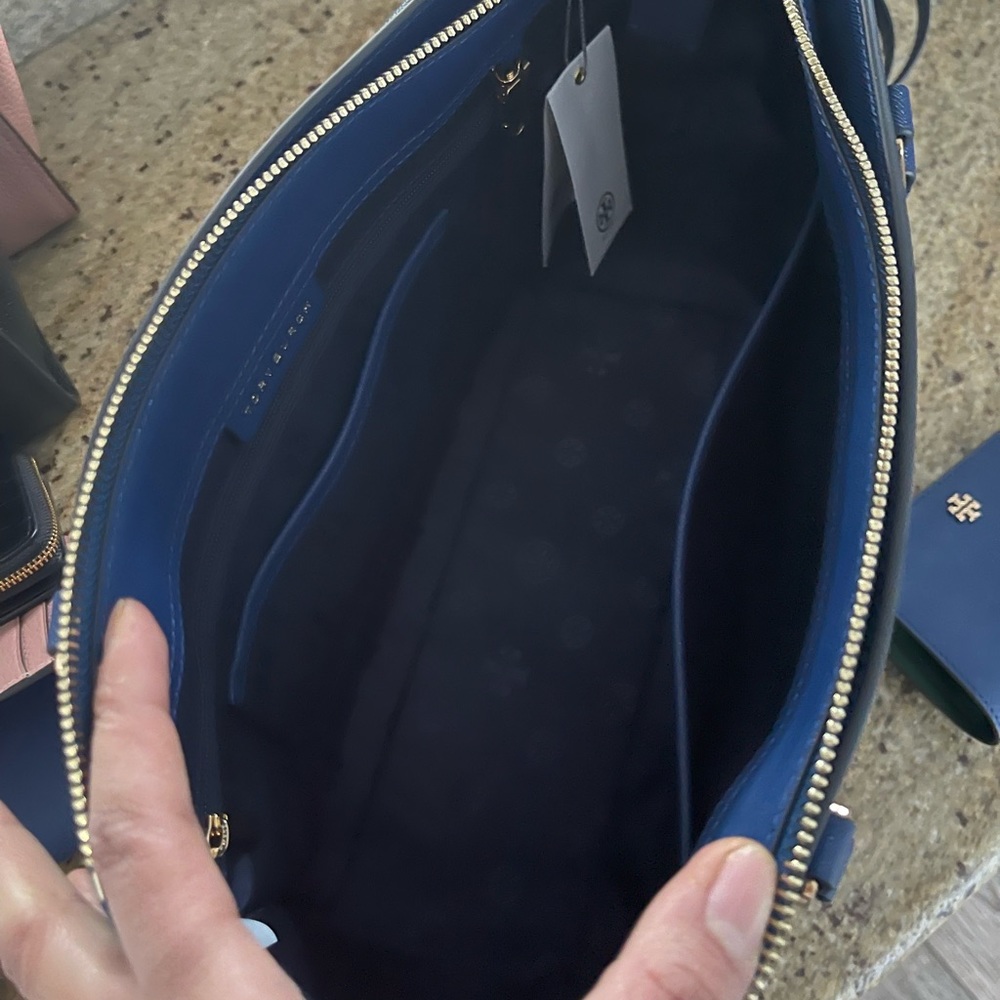 Nee ๐ฆ tory Burch bag and wallet - Picture 9 of 10
